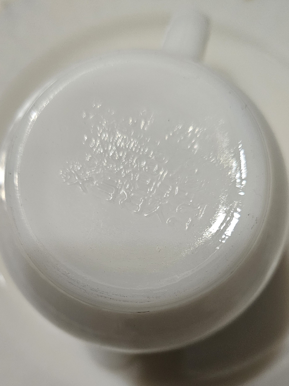Pyrex Spring Blossom Creamer - Picture 2 of 3